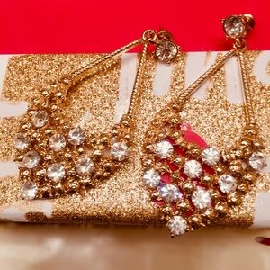 CRYSTAL COLLECTION RHINESTONES NEW EARRINGS